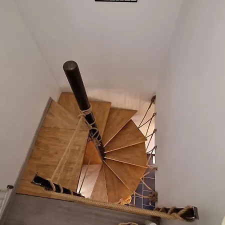 Le Gai Lo Prázdninový dům *
